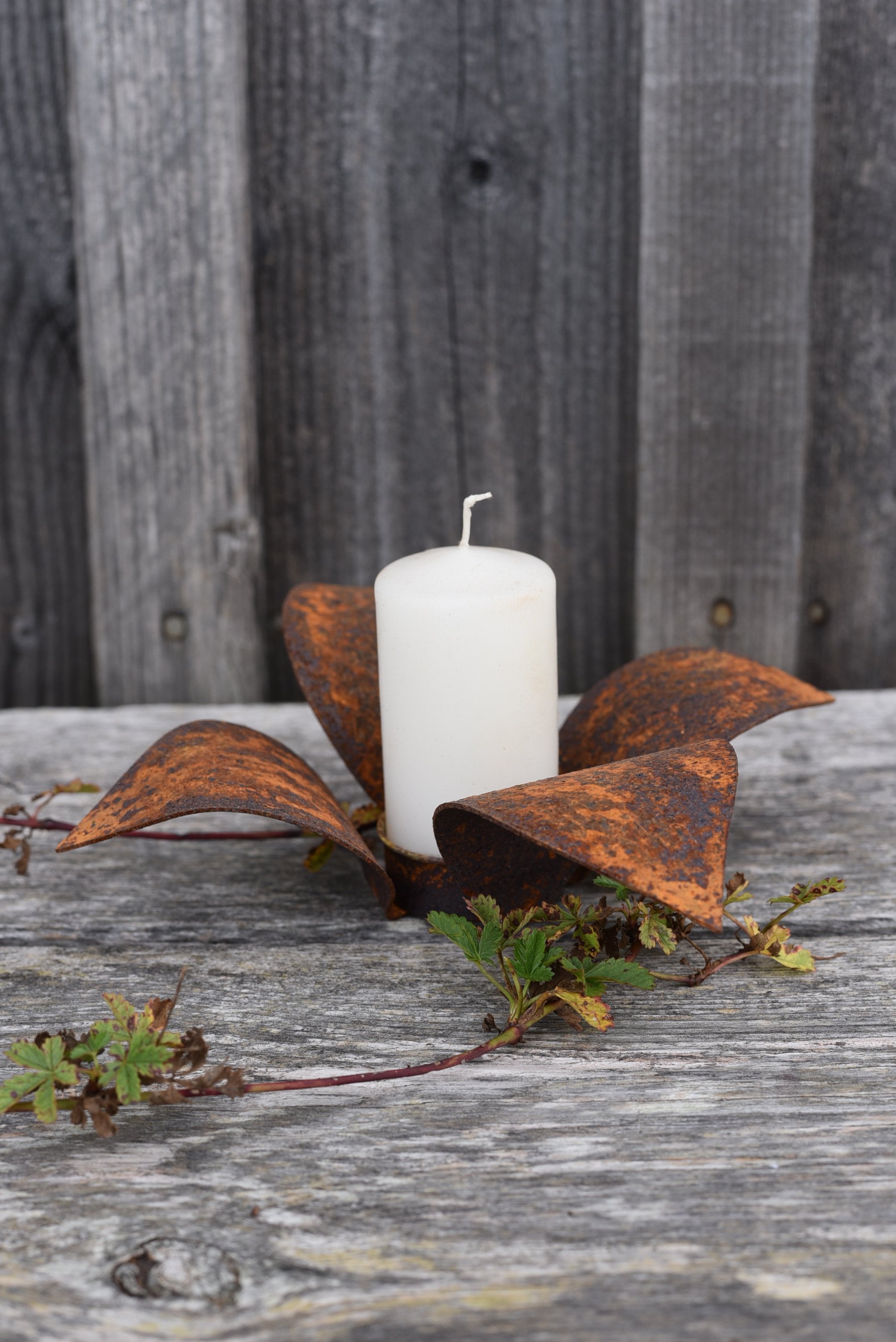 ljusbärare Lilja av Berg Österdahl